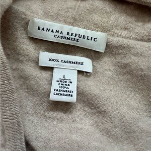 Banana Republic Beige Cashmere Knit
